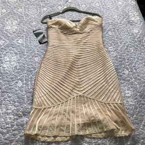 Bebe Strapless dress